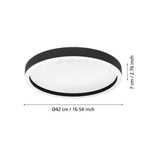 Kruhové stropní svítidlo o průměru 42 centimetrů a výšce 7 centimetrů.