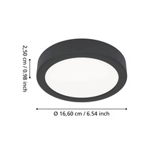 Kulaté LED stropní svítidlo, průměr 16,60 centimetrů, výška 2,50 centimetrů.