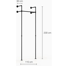 Černý věšák na oblečení o rozměrech 230 cm výška, 110 cm šířka a 30 cm hloubka