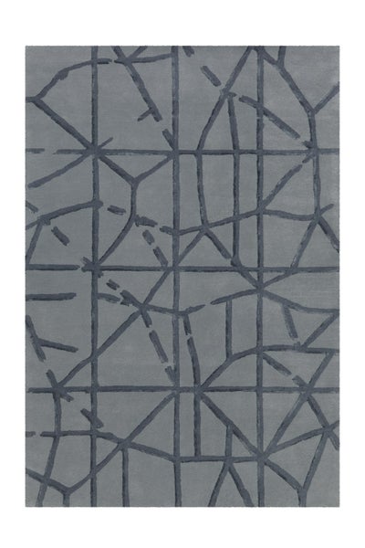 Šedý obdélníkový koberec s abstraktním geometrickým vzorem linií.