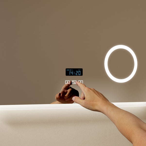 Koupelnové zrcadlo LED s kruhovým osvětlením, digitálním displejem pro čas a teplotu a dotykovým ovládáním pro Bluetooth, vyhřívání a osvětlení.